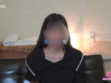 美乳女子大生ゆきちゃんが挑戦する初めての飲尿！お金のために知らないおじさんのおしっこ飲みます！